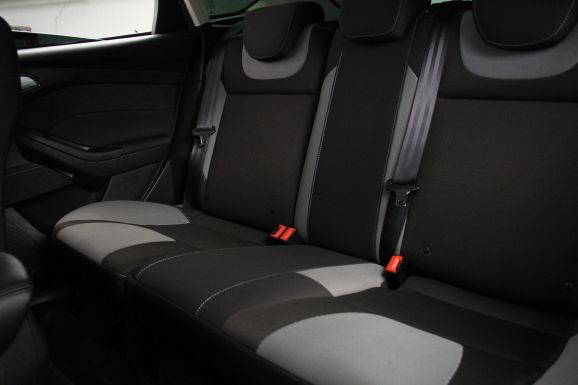 Ford Focus Titanium, 1.6 л, Робот, 2014 фото 1