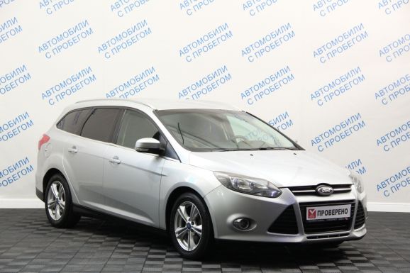 Ford Focus Titanium, 1.6 л, Робот, 2014 фото 4