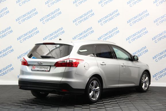 Ford Focus Titanium, 1.6 л, Робот, 2014 фото 5
