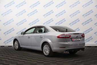 Ford Mondeo Titanium, 2.0 л, РКПП, 2012 фото 6