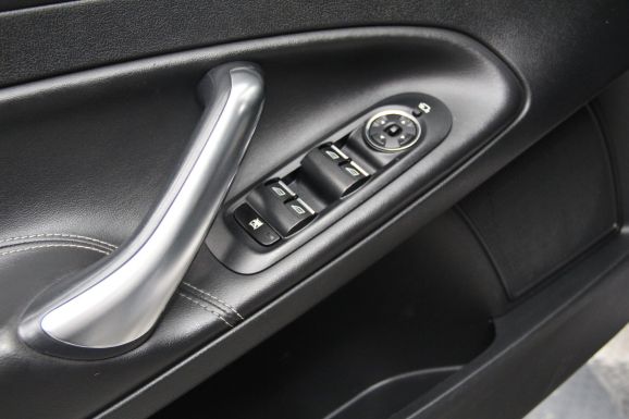 Ford Mondeo Titanium, 2.0 л, Робот, 2012 фото 12