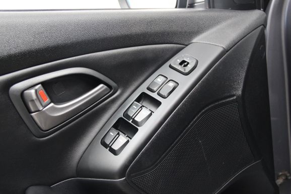 Hyundai ix35 Comfort, 2.0 л, АТ, 2015 фото 12