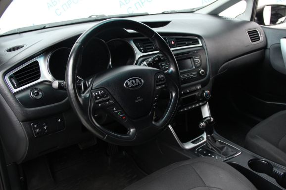 Kia Ceed Luxe 2016, 1.6 л, АТ, 2016 фото 8