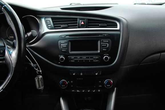 Kia Ceed Luxe 2016, 1.6 л, АТ, 2016 фото 11