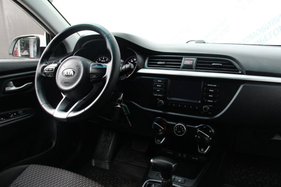 Kia Rio Luxe, 1.6 л, АТ, 2019 фото 8