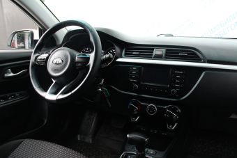 Kia Rio Luxe, 1.6 л, АКПП, 2019 фото 8