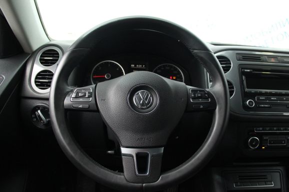 Volkswagen Tiguan Cup, 2.0 л, АТ, 2013 фото 7