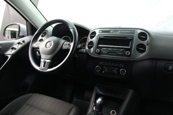 Volkswagen Tiguan Cup, 2.0 л, АТ, 2013 фото 8