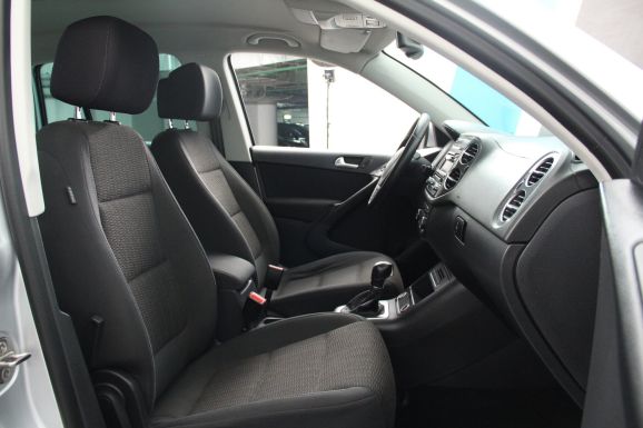 Volkswagen Tiguan Cup, 2.0 л, АТ, 2013 фото 2
