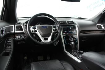 Ford Explorer, 3.5 л, АКПП, 2013 фото 10