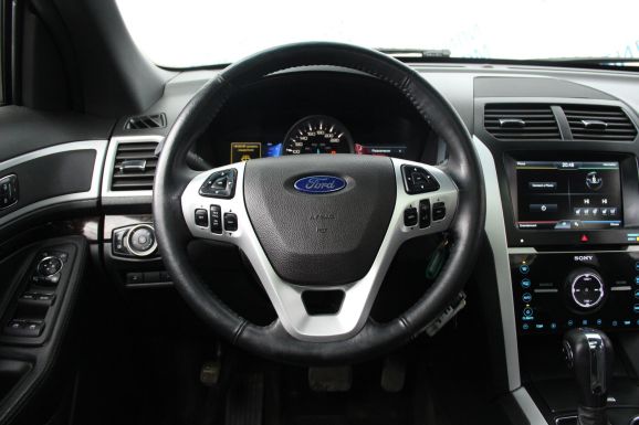 Ford Explorer, 3.5 л, АТ, 2013 фото 11