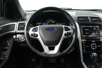 Ford Explorer, 3.5 л, АКПП, 2013 фото 11