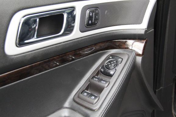 Ford Explorer, 3.5 л, АТ, 2013 фото 15