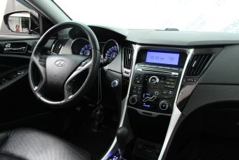 Hyundai Sonata Prestige + Navi, 2.0 л, АКПП, 2012 фото 10