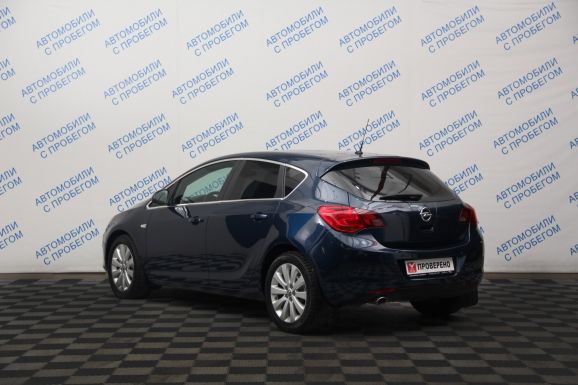 Opel Astra Cosmo, 1.4 л, АТ, 2012 фото 6