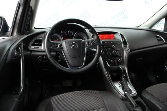 Opel Astra Cosmo, 1.4 л, АТ, 2012 фото 8