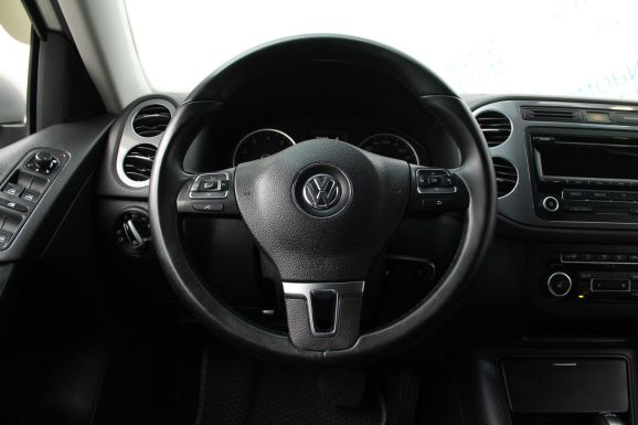 Volkswagen Tiguan CLUB, 1.4 л, Робот, 2015 фото 7