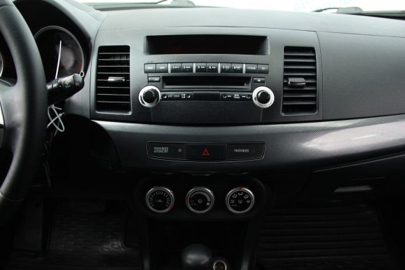 Mitsubishi Lancer, 1.8 л, Вариатор, 2008 фото 11