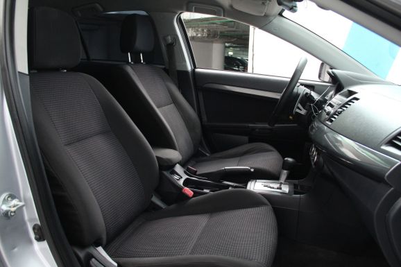 Mitsubishi Lancer, 1.8 л, Вариатор, 2008 фото 2