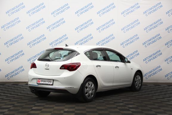 Opel Astra Cosmo, 1.4 л, АТ, 2012 фото 6
