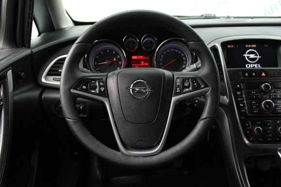 Opel Astra Cosmo, 1.4 л, АТ, 2012 фото 8