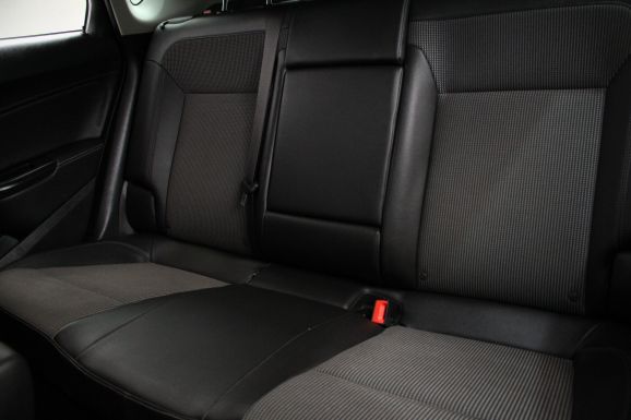 Opel Astra Cosmo, 1.4 л, АТ, 2012 фото 1