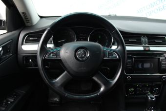 Skoda Superb Elegance, 1.8 л, РКПП, 2013 фото 7