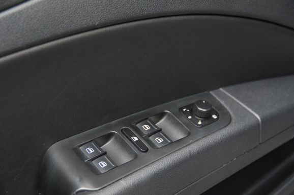 Skoda Superb Elegance, 1.8 л, Робот, 2013 фото 11