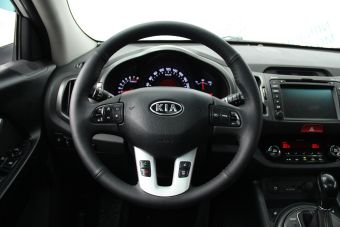 Kia Sportage, 2.0 л, АКПП, 2012 фото 8