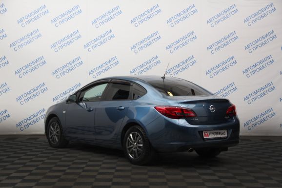 Opel Astra Cosmo, 1.4 л, АТ, 2012 фото 5