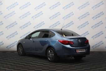 Opel Astra Cosmo, 1.4 л, АКПП, 2012 фото 5