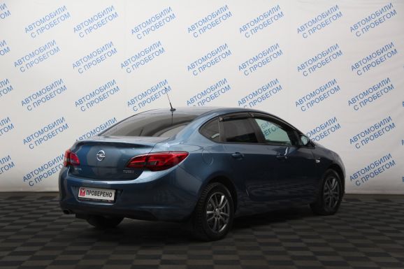 Opel Astra Cosmo, 1.4 л, АТ, 2012 фото 6