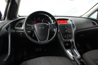 Opel Astra Cosmo, 1.4 л, АКПП, 2012 фото 7