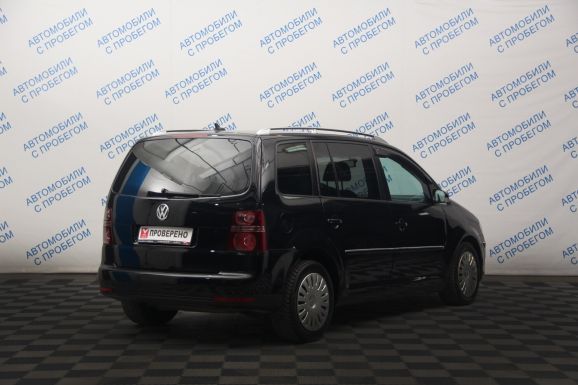 Volkswagen Touran Highline, 2.0 л, Робот, 2008 фото 6