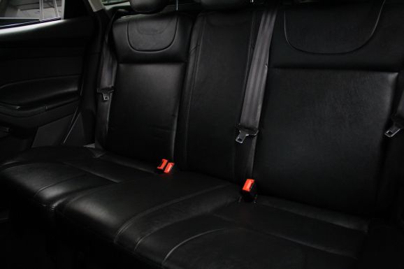 Ford Focus, 1.6 л, Робот, 2014 фото 1