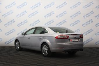 Ford Mondeo Titanium, 2.0 л, РКПП, 2013 фото 6