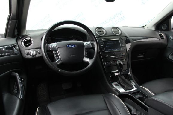 Ford Mondeo Titanium, 2.0 л, Робот, 2013 фото 8
