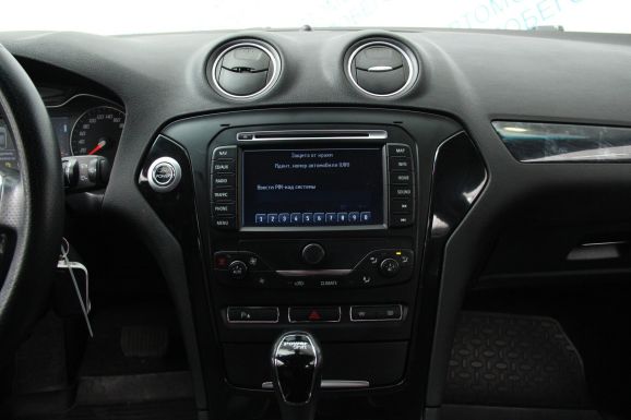 Ford Mondeo Titanium, 2.0 л, Робот, 2013 фото 11