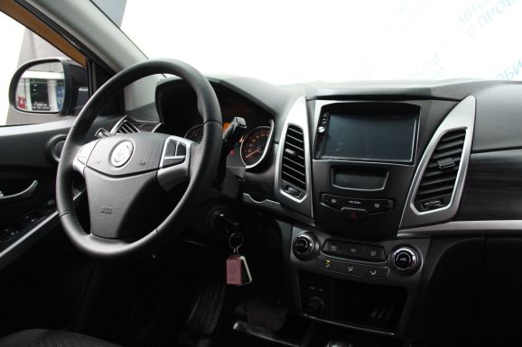 SsangYong Actyon Comfort (low), 2.0 л, АТ, 2015 фото 9