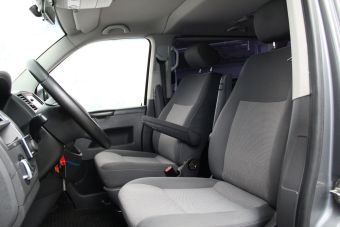 Volkswagen Caravelle Comfortline, 2.0 л, МКПП, 2013 фото 12