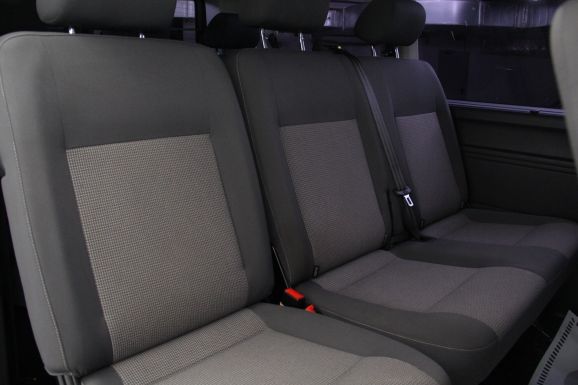 Volkswagen Caravelle Comfortline, 2.0 л, МТ, 2013 фото 1