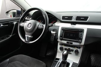 Volkswagen Passat Highline, 1.8 л, РКПП, 2013 фото 8