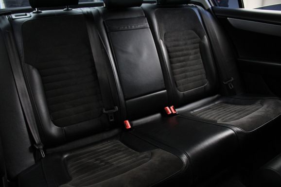 Volkswagen Passat Highline, 1.8 л, Робот, 2013 фото 1