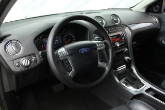 Ford Mondeo Titanium, 2.0 л, РКПП, 2012 фото 10