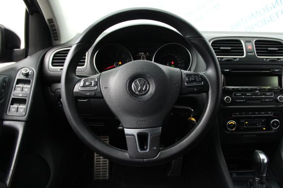 Volkswagen Golf Style, 1.4 л, Робот, 2011 фото 7