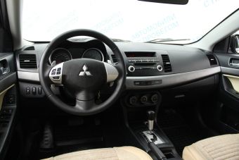 Mitsubishi Lancer, 2.0 л, CVT, 2010 фото 8