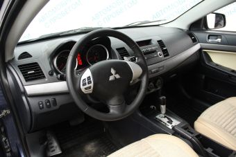 Mitsubishi Lancer, 2.0 л, CVT, 2010 фото 10