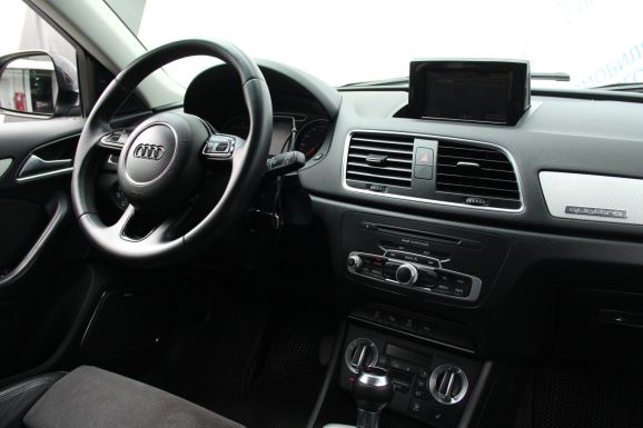 Audi Q3, 2.0 л, Робот, 2014 фото 9