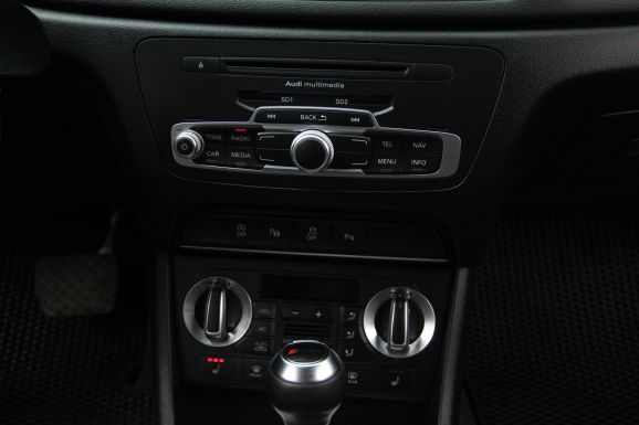 Audi Q3, 2.0 л, Робот, 2014 фото 11