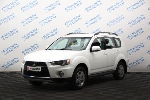 Mitsubishi Outlander Ultimate, 2.4 л, Вариатор, 2011 фото 3